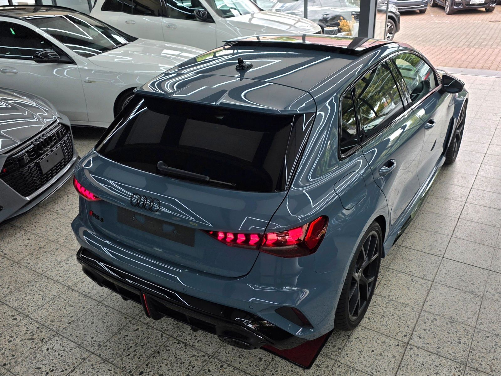 Audi RS3 Sportback 2.5 294 kW TFSI quattro*Pano foto 10
