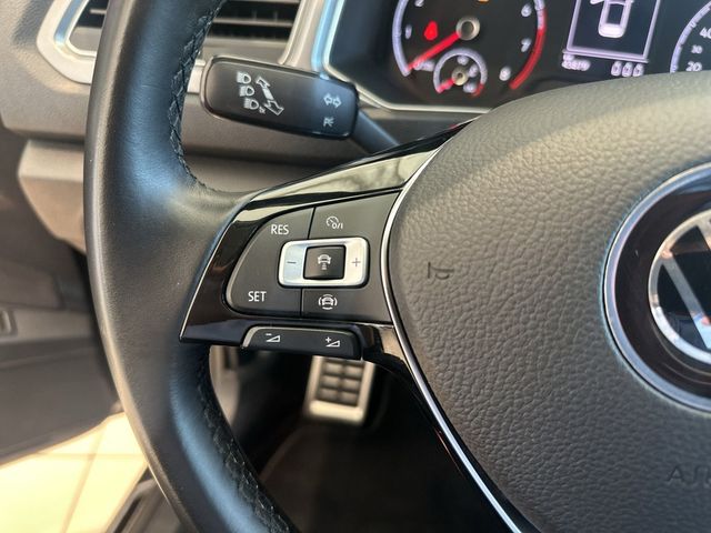Volkswagen T-Roc 1.0TSI Active LED Navi StHz Kamera el.Heck