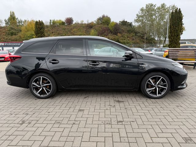 Toyota Auris  Touring Sports Hybrid Edition-S+
