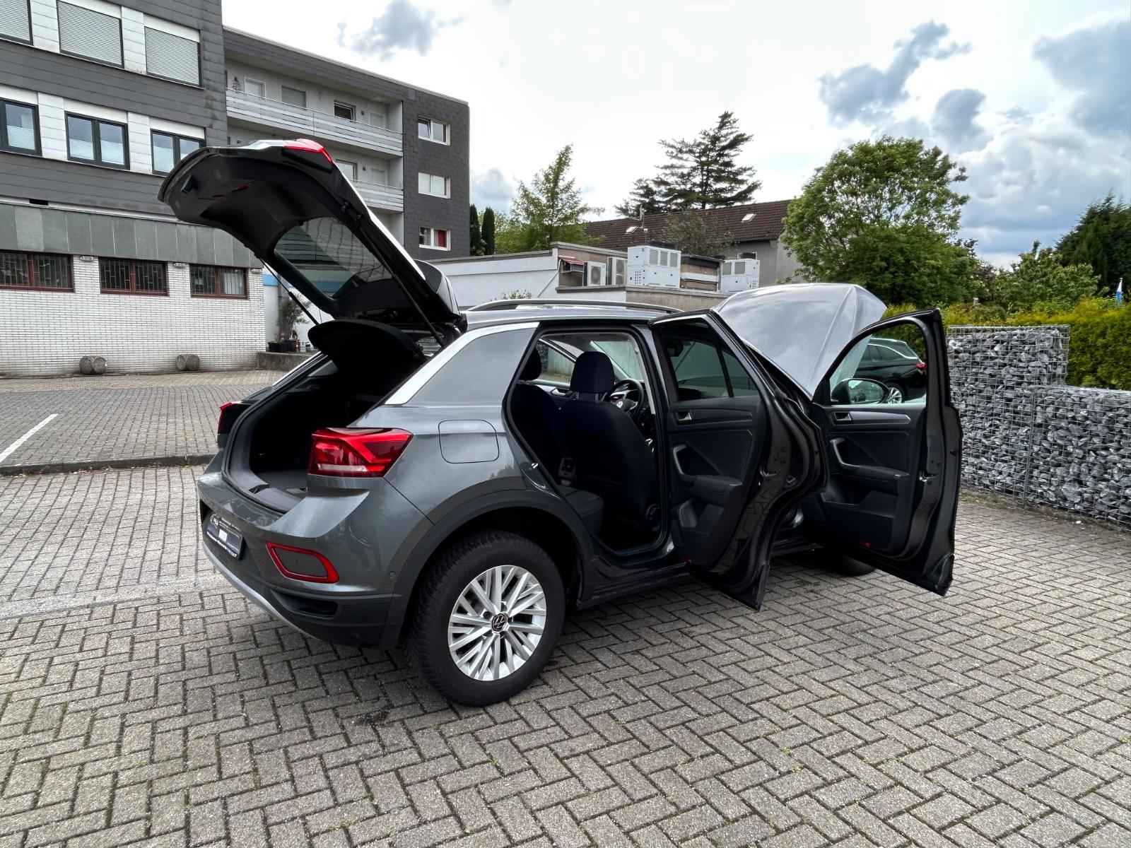 Volkswagen T-Roc Life Navi PDC LED  App-Connect LED