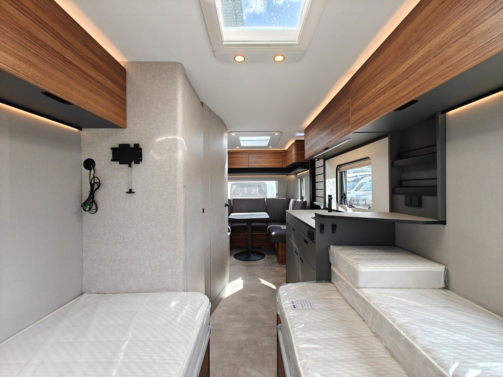 Fahrzeugabbildung HYMER / ERIBA / HYMERCAR Novaline 495 - MESSE-NEUHEIT 2026! -