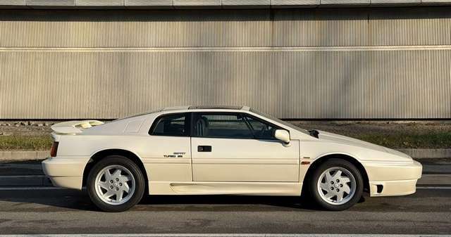 Lotus Esprit TURBO SE 2200 UNICOPROPRIETARIO TAR