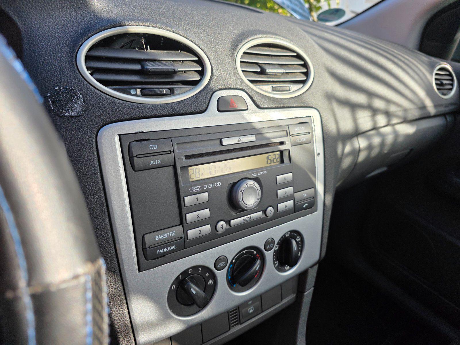 Ford Focus 2006 — photo 5
