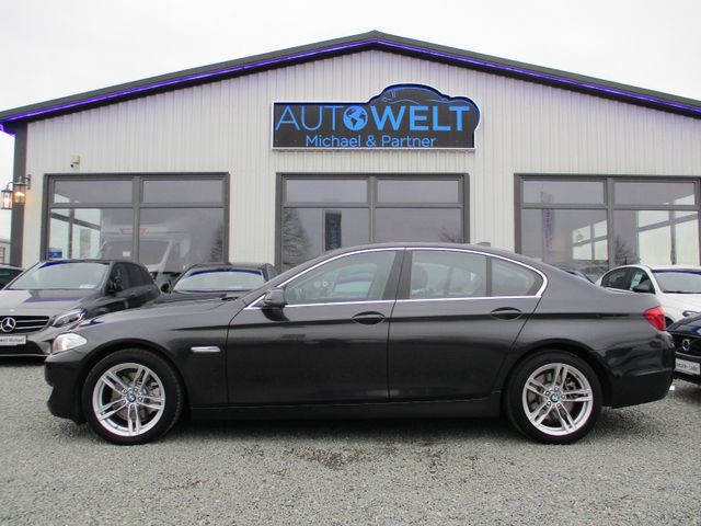 BMW 520i Aut.NAVI KAM XEN SITZH GSDH KLIMAAUT 18'