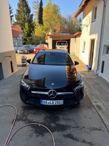 MERCEDES-BENZ A 200 - Scheckheft - Ambiente - Anhängerkupplung