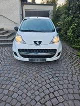 Peugeot 107 1.0L Benziner Neue TÜV - Peugeot 107 Gebrauchtwagen in Mülheim (Ruhr)