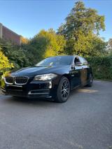 BMW 518d Touring - - schwarze BMW 518