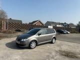 Volkswagen Touran United*DIESEL* 7 SITZE*AUTOMATIK*NAVI*ALU - Volkswagen Touran aus 2008: United