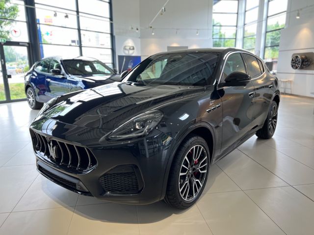 Ein Maserati Grecale der zum Leasing angeboten wird.