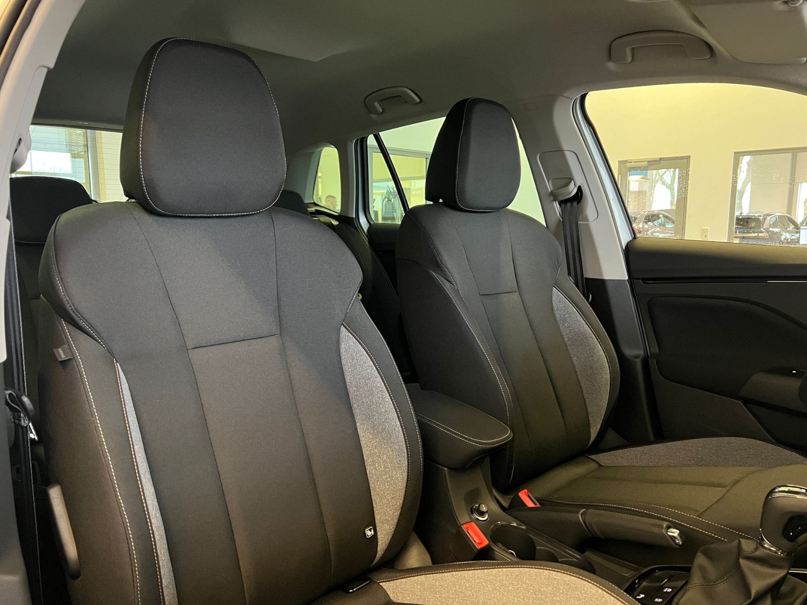 Fahrzeugabbildung SKODA Kamiq Selection 1.0 TSI DSG *AHK, LED, SmartLink