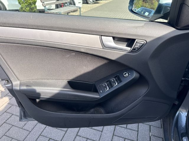Audi A4 Avant Attraction