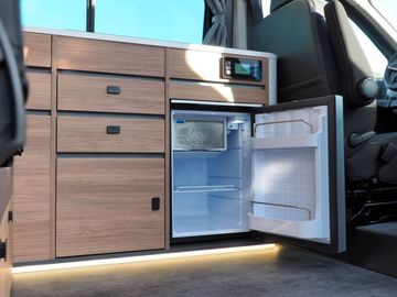 Bild 15 Mooveo Campervan 2 ,150PS, Navi ,Solar, Markise