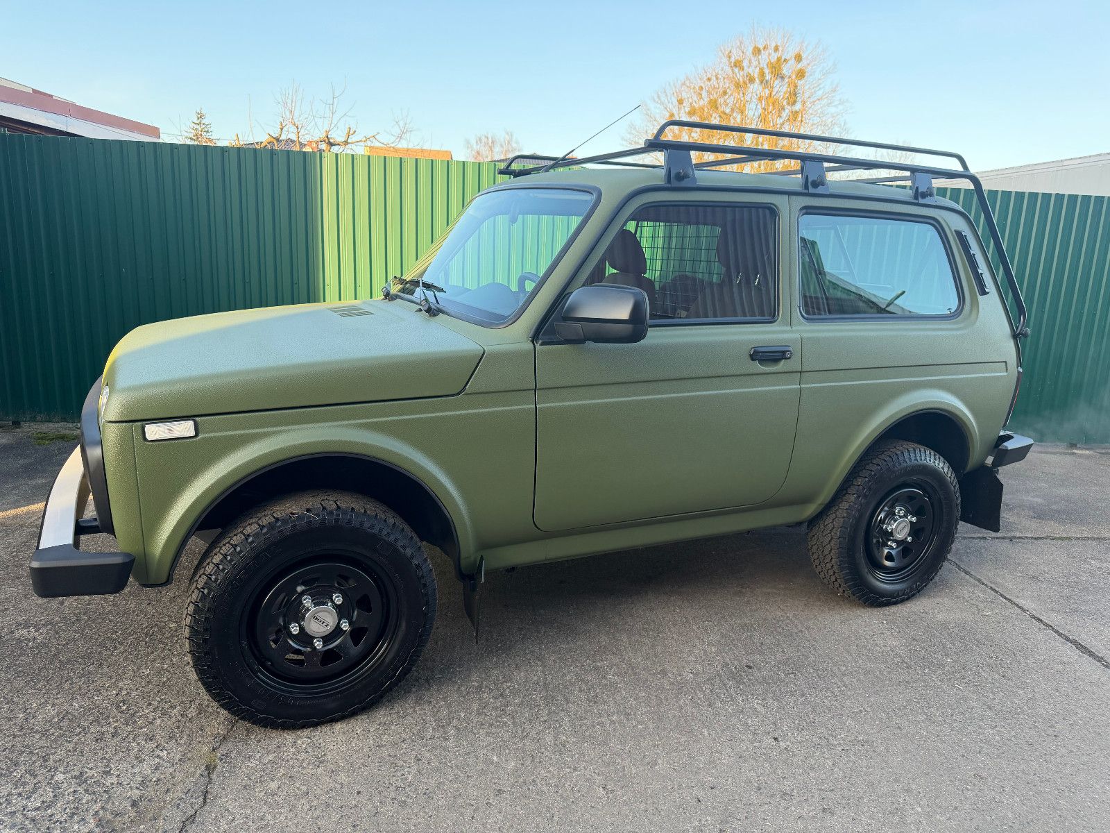 Fahrzeugabbildung Lada RAPTOR OLIVGRÜN! STANDHEIZUNG "NORMA  JAGDW."