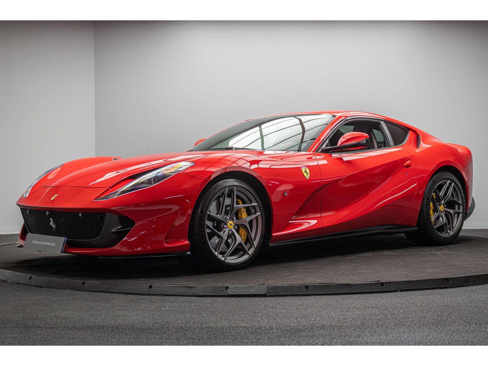 Ferrari 812 superfast imagem 2