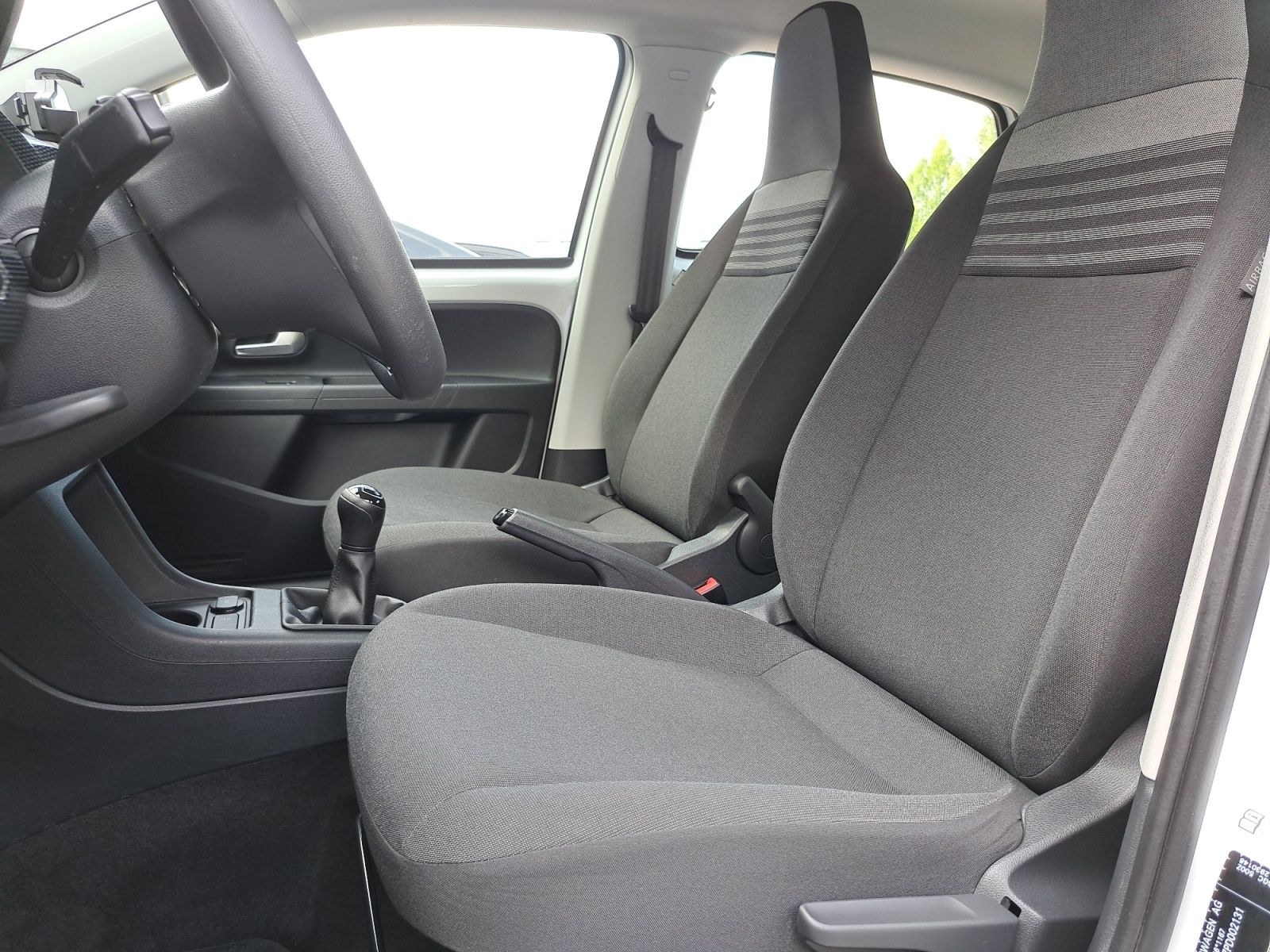 Volkswagen up! - Bild 19