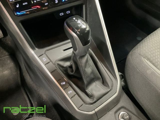 Fahrzeugabbildung Volkswagen Polo 1.0 TSI DSG Life Digitales Cockpit LED ACC