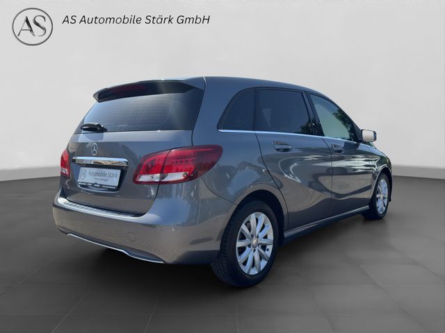 Fahrzeugabbildung Mercedes-Benz B 180 Style+Navi+Sitzheizung+Parktronic+Spiegel