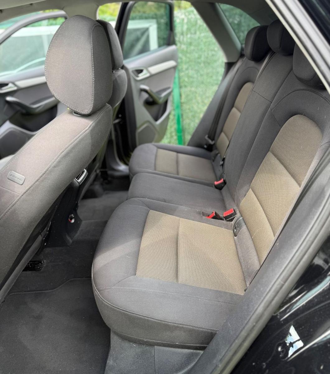 Audi Q3 2012 — photo 12