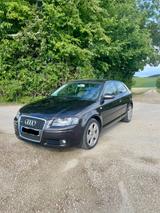 Audi A3 2.0 TDI (DPF) quattro Ambiente - Audi A3 aus 2005 mit Diesel-Antrieb: 2.0