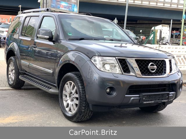 Nissan Pathfinder 3.0 dCi LE *7Sitzer*NAV*Bixenon*BOSE*