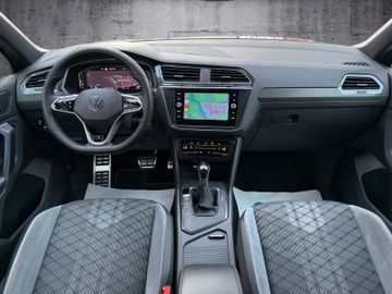 Volkswagen Tiguan R-Line 1.5 TSI DSG*BLACK*DIGITAL*LED*NAVI