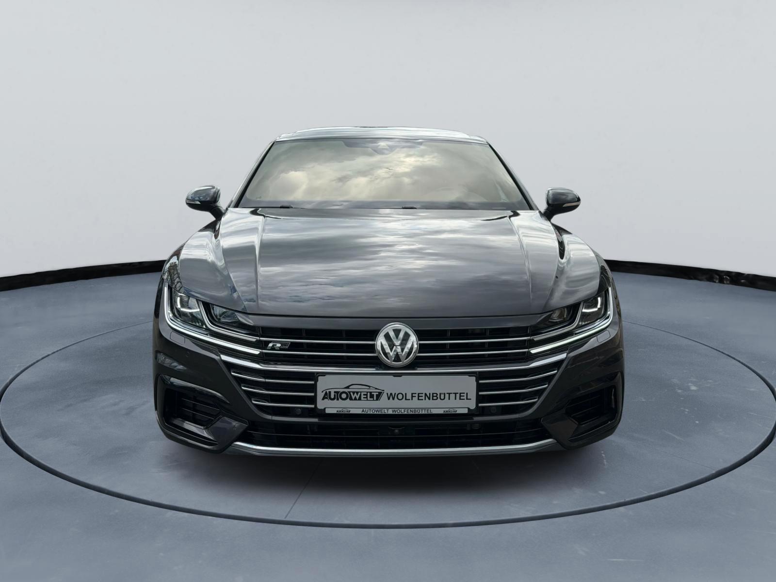 Volkswagen Arteon R-Line 4Motion/ Pano/Ambiente/360/Voll !!