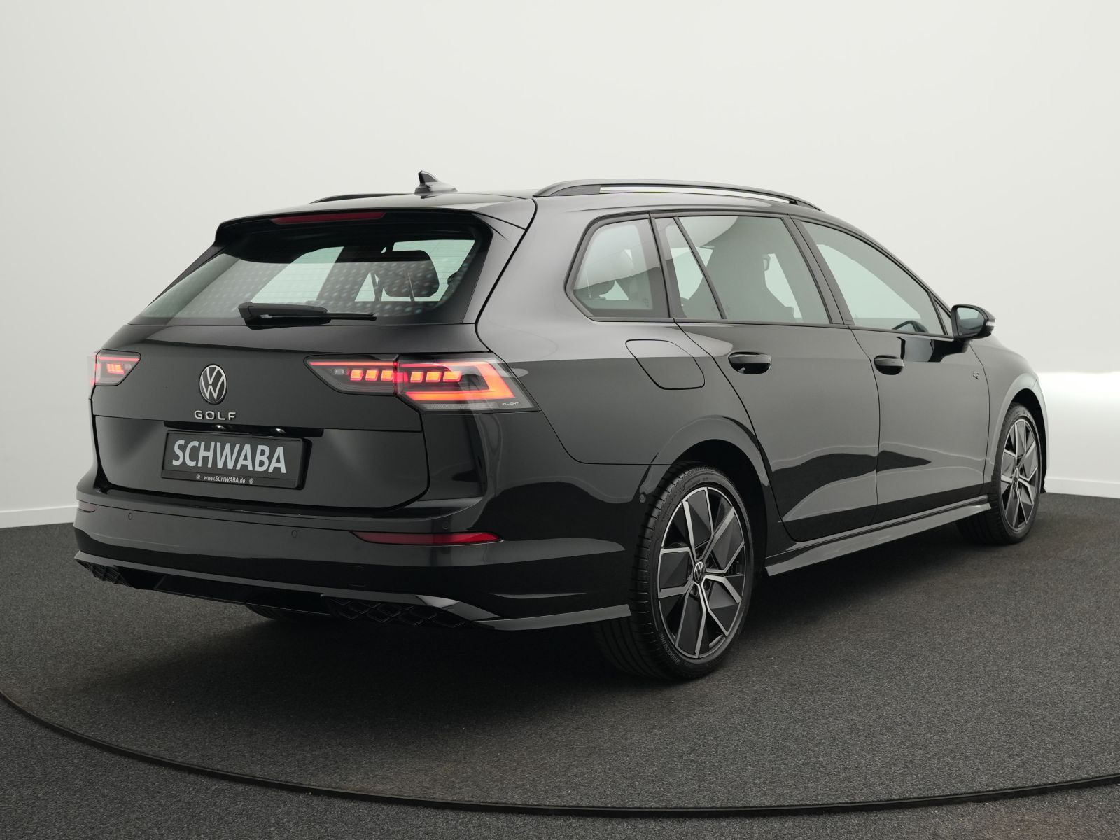 Volkswagen Golf Variant R-Line 2,0 TDI DSG *PANO*AHK*StdHz* imagem 3