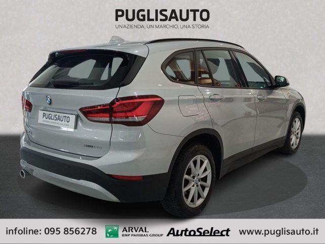 BMW X1 sDrive16d Business Advantage foto 4
