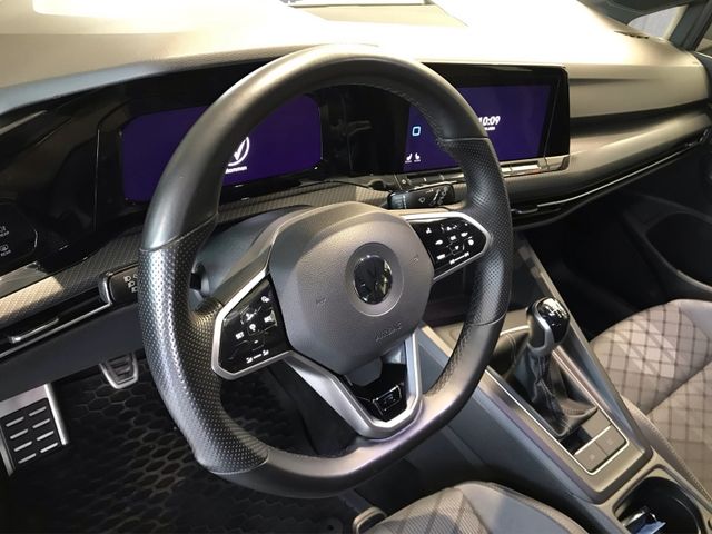 Golf VIII R-Line 1.5 TSI 6-Gang*ACC*NAVI*