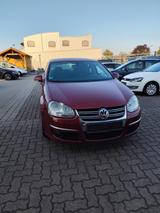 Volkswagen Jetta 1.4 TSI 125 kW Comfortline Comfortline - rote Volkswagen Jetta