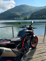 KTM 890 Duke R - KTM 890 DUKE