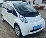Peugeot iOn Elektromotor 49 kW Modell 2018 Modell 2018 - weiße Peugeot iOn