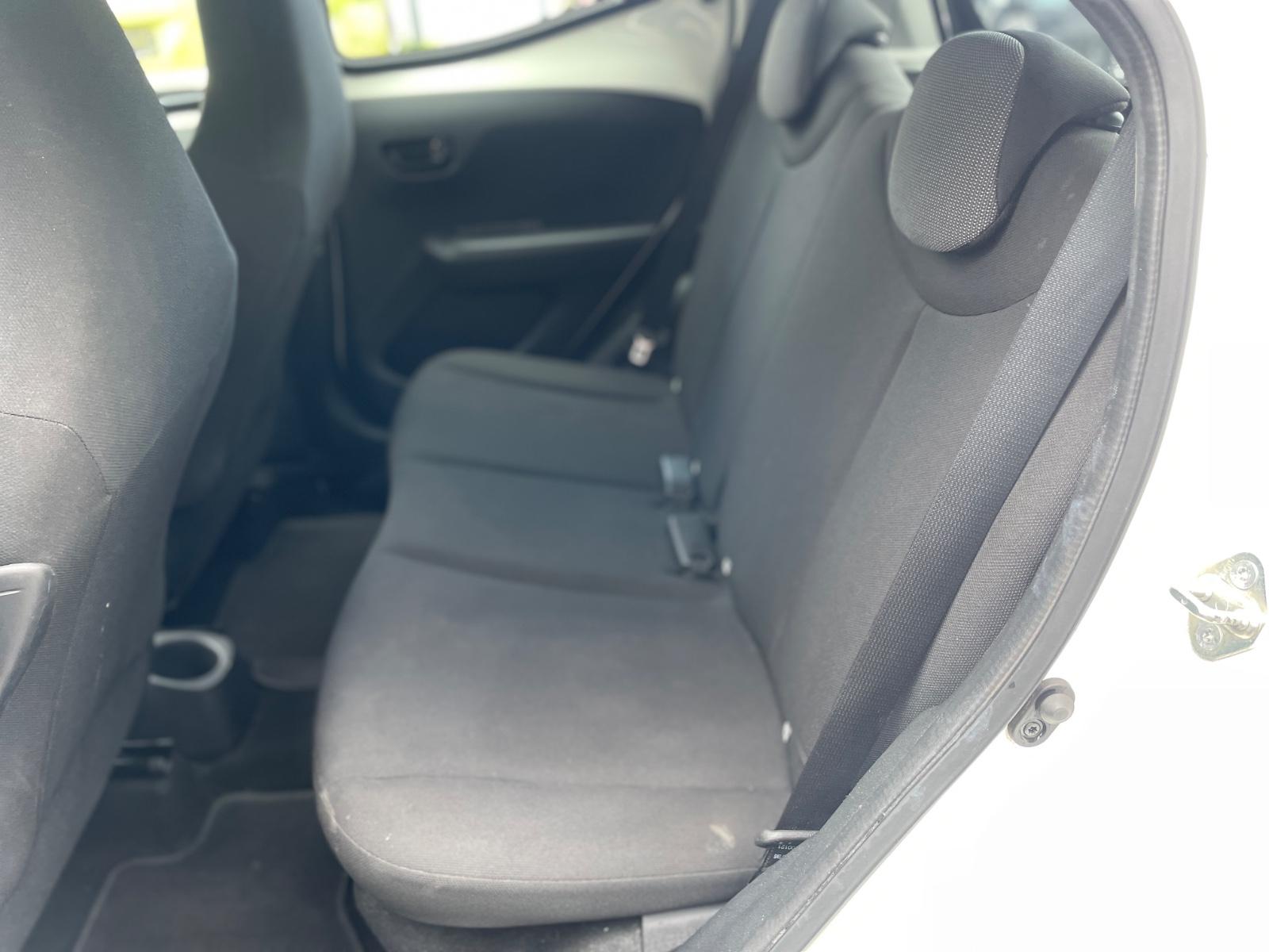 Toyota Aygo (X) 1,0-l-VVT-i KLIMA/BLUETOOTH/RADIO/GAR!