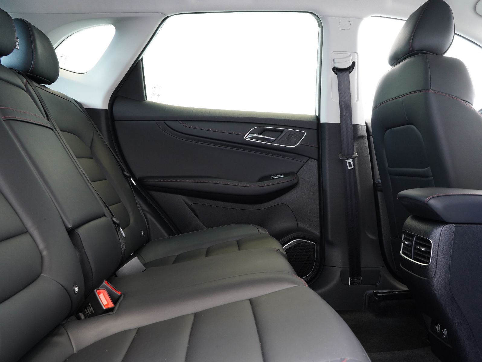 Fahrzeugabbildung MG EHS Hybrid Luxury PHEV LEDER/NAVI/ACC/BSM/KAMERA