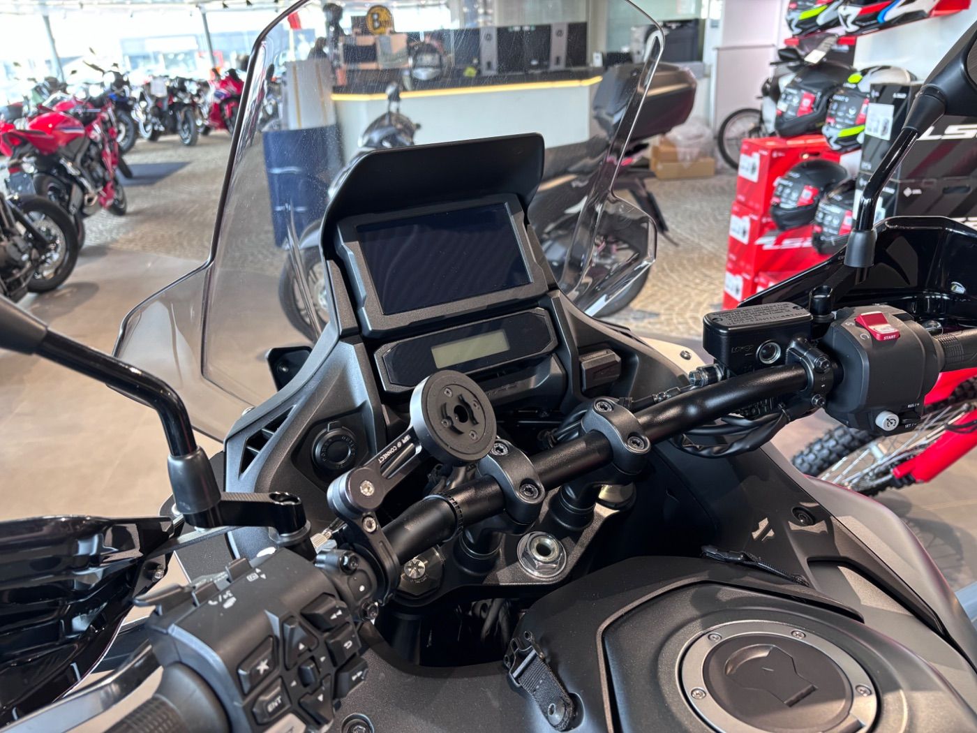 Fahrzeugabbildung Honda NT 1100, Topcase, Travel Paket, QS, Komfortsitz