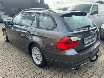BMW 318 - 4