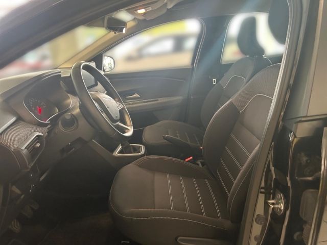 Fahrzeugabbildung Dacia Sandero III Stepway Expression 1.0 TCe 90 Klima