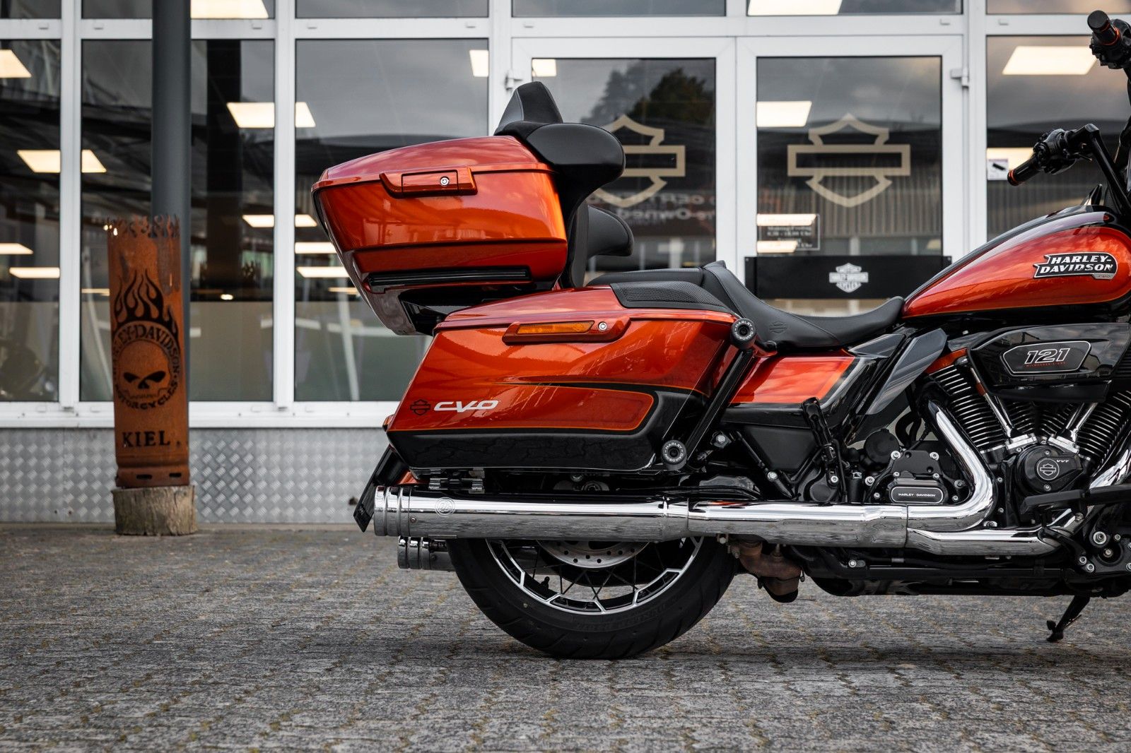 Fahrzeugabbildung Harley-Davidson CVO Street Glide FLHXSE 121 Cui - KESSTECH -
