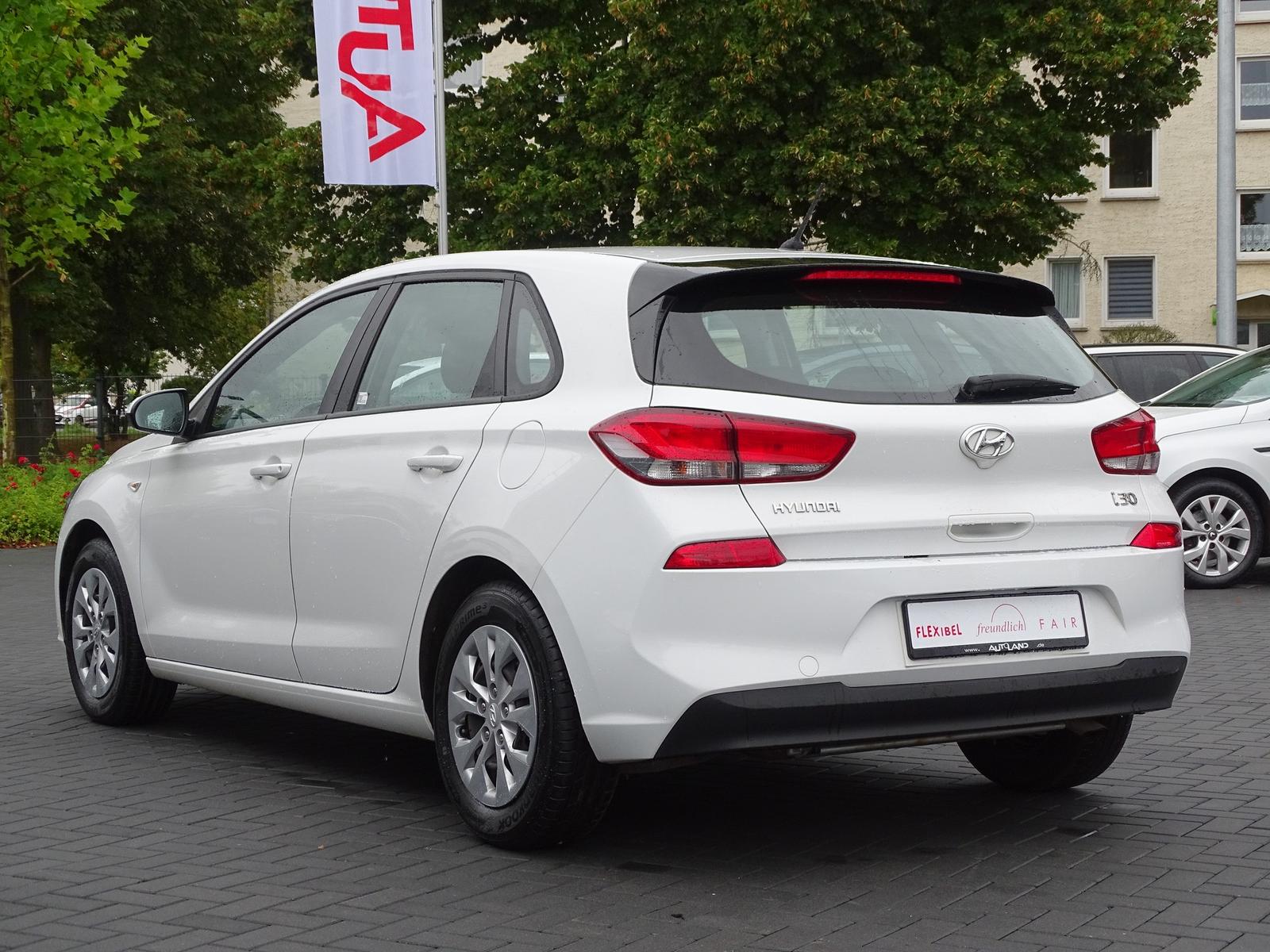 Hyundai i30 1.4 Pure Tempomat Klima Spurhalte USB AUX