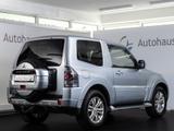 Mitsubishi Pajero 3.2 DI-D Intense 4WD AHK*RFK*SHZ - Mitsubishi Pajero Gebrauchtwagen