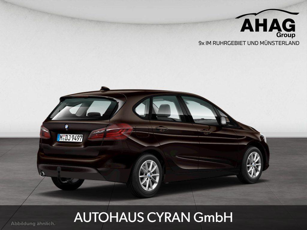 BMW 218i Advantage