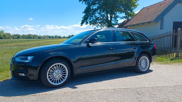 AUDI A4 Avant 2.0 TDI 110kW multitr. Attract. HU Neu!