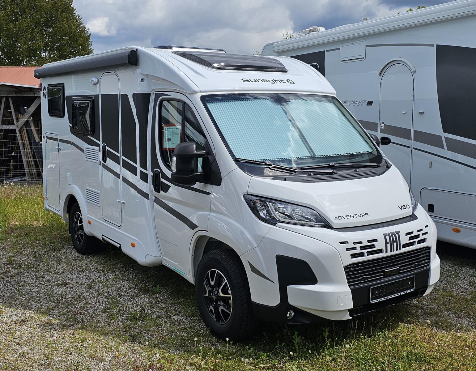 Sunlight Adventure V 60 Markise, SAT+TV, Multimedia + RFK