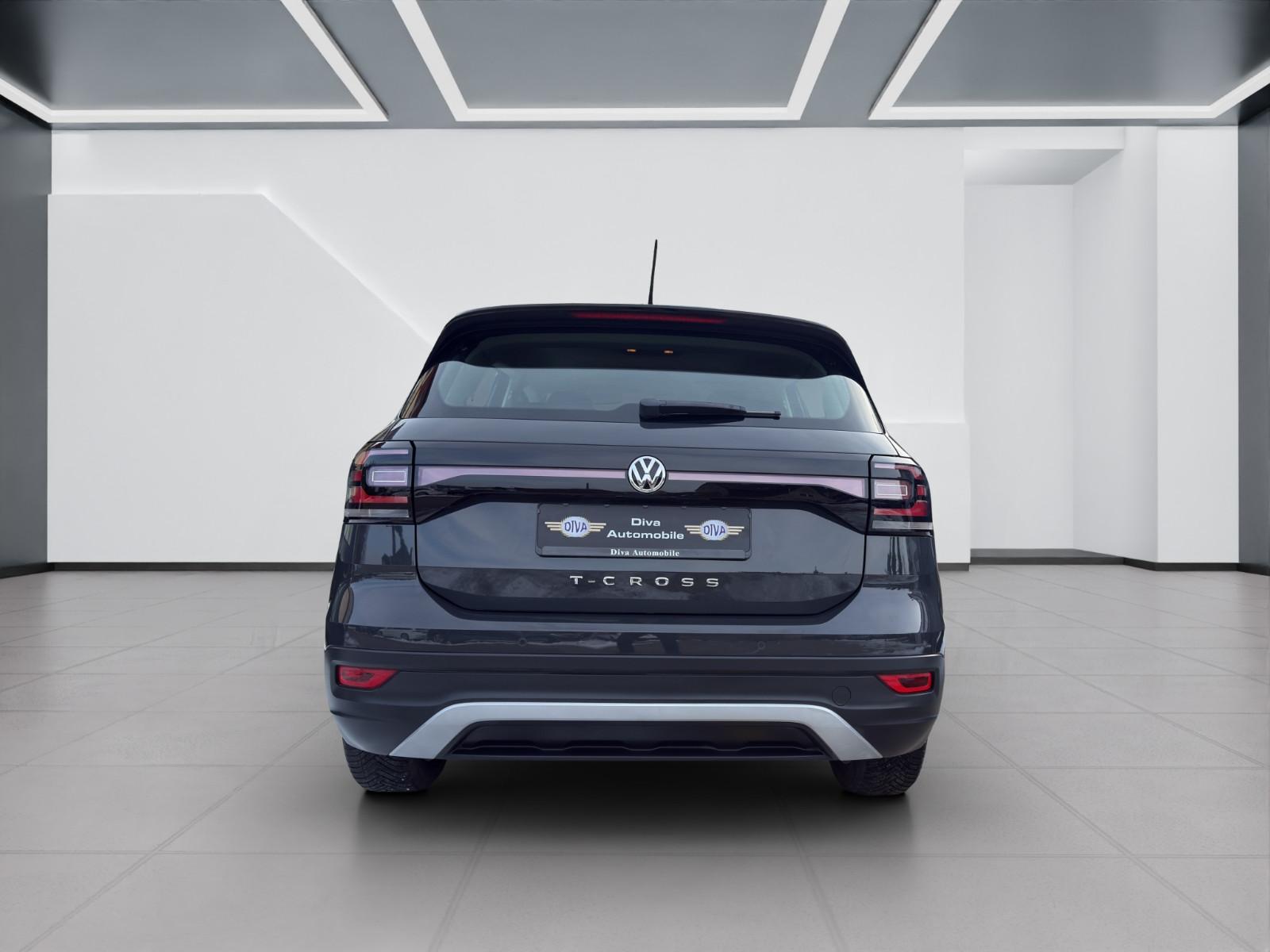 Volkswagen T-Cross 1.0 TSI Life 1.Hand
