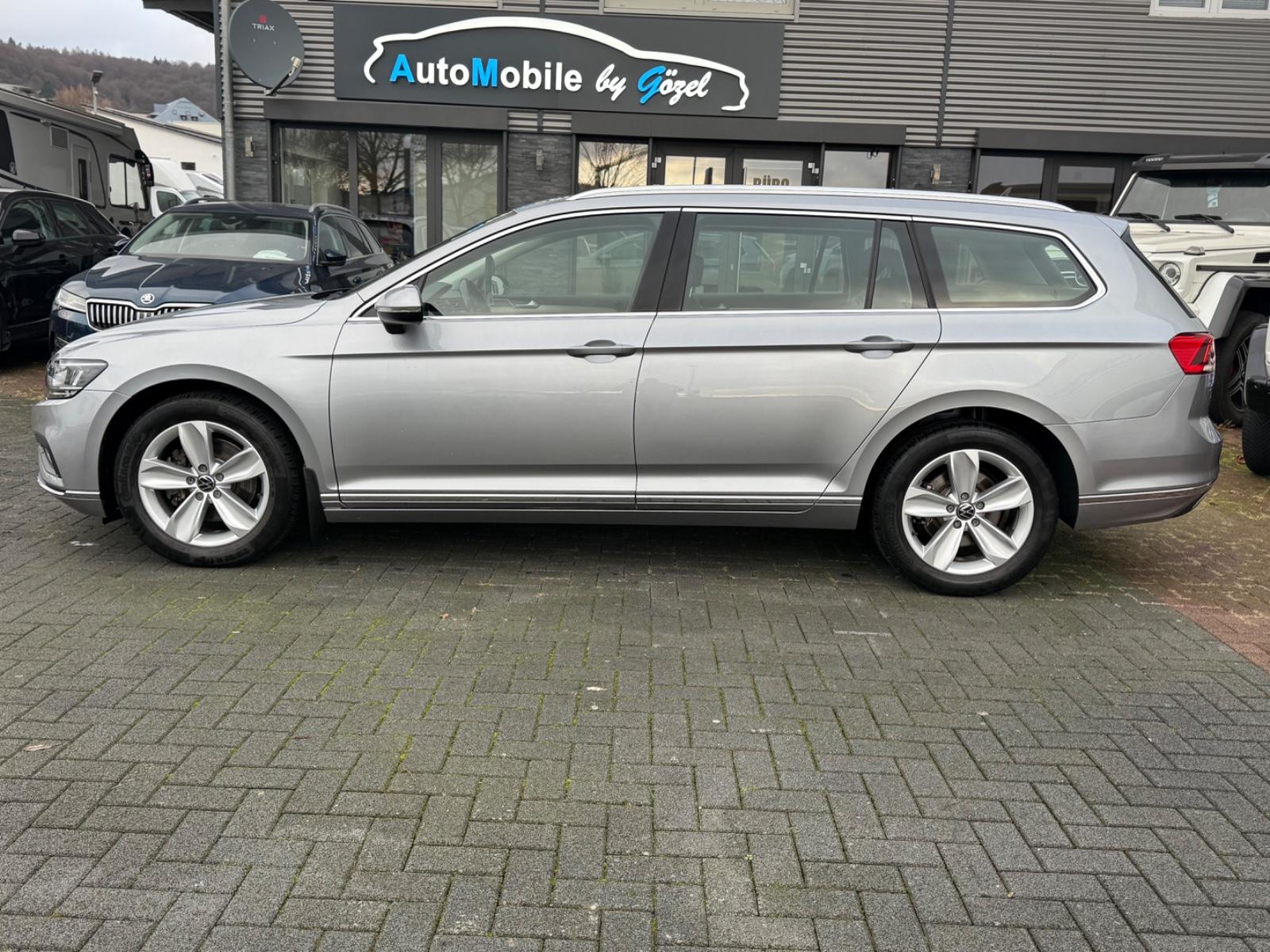 Volkswagen Passat Variant Elegance 4Motion *1. Hand *AHK