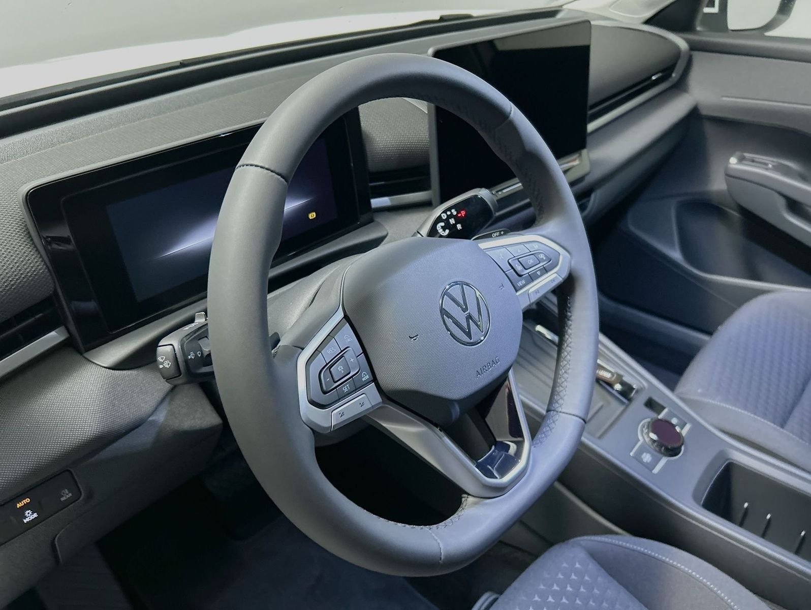 Volkswagen T-Roc - Bild 9