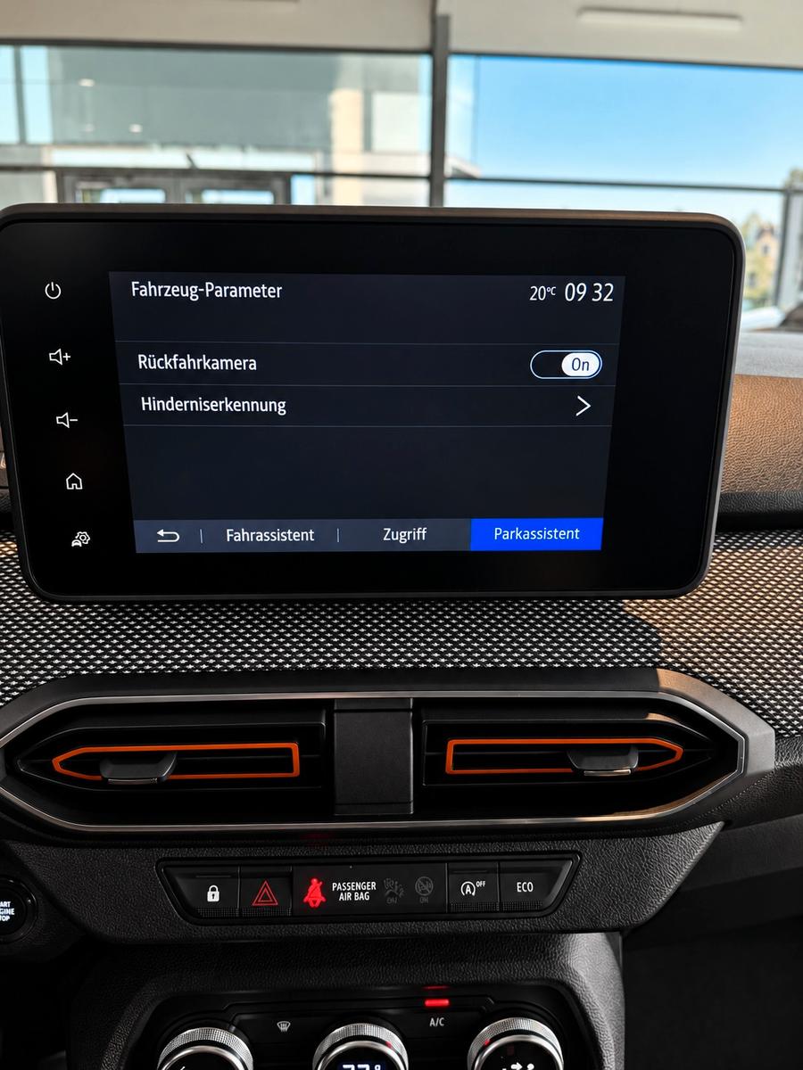 Dacia Sandero III Stepway 1. HAND LED AHK KAM CARPLAY