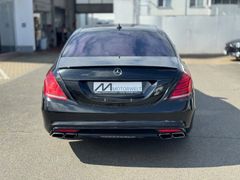MERCEDES-BENZ S 63 AMG 4Matic L /Swarovski/Chauffeur-Paket/TV