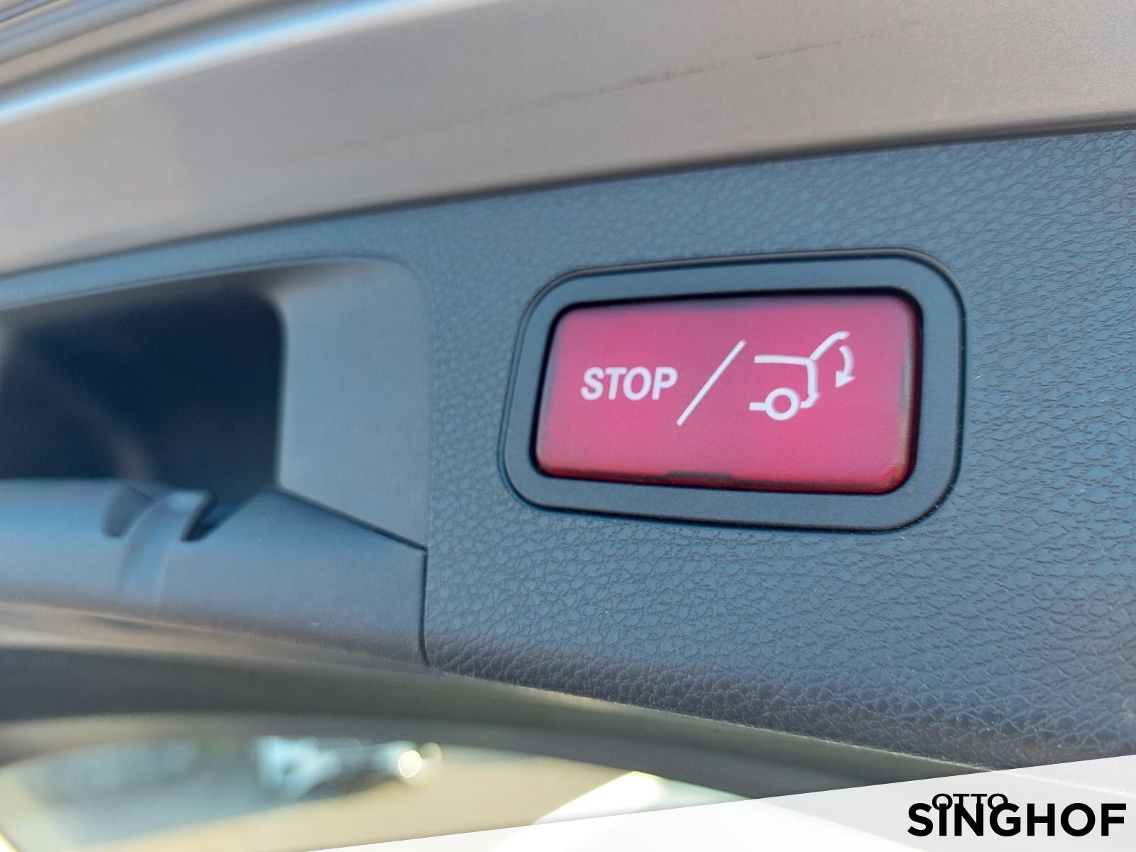 Fahrzeugabbildung Mercedes-Benz E 200 T Avantgarde 4Matic+dyn.LED+Rü Kam+TOTW+