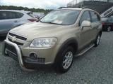 Chevrolet Captiva 2.4 LT 4WD - Chevrolet Captiva mit Benzin-Antrieb
